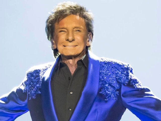 Barry Manilow opens up about ‘agony’ of lung cancer surgery recovery: ‘I am getting stronger’