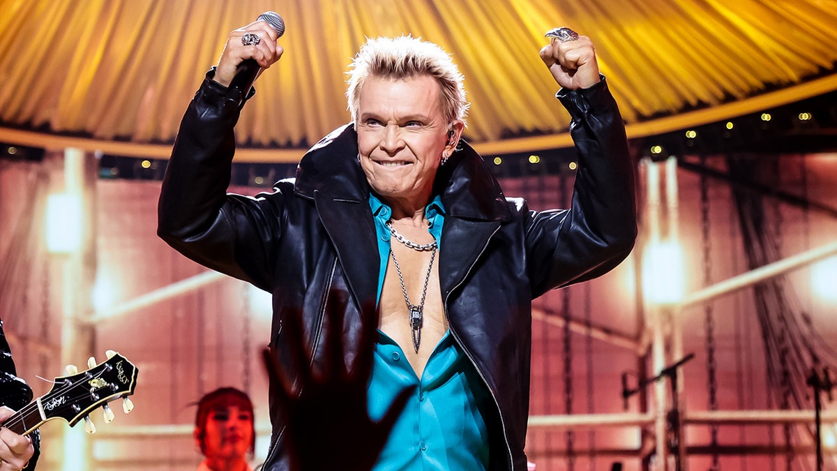 Billy Idol says smoking crack helped him quit heroin: 'It worked'  at george magazine