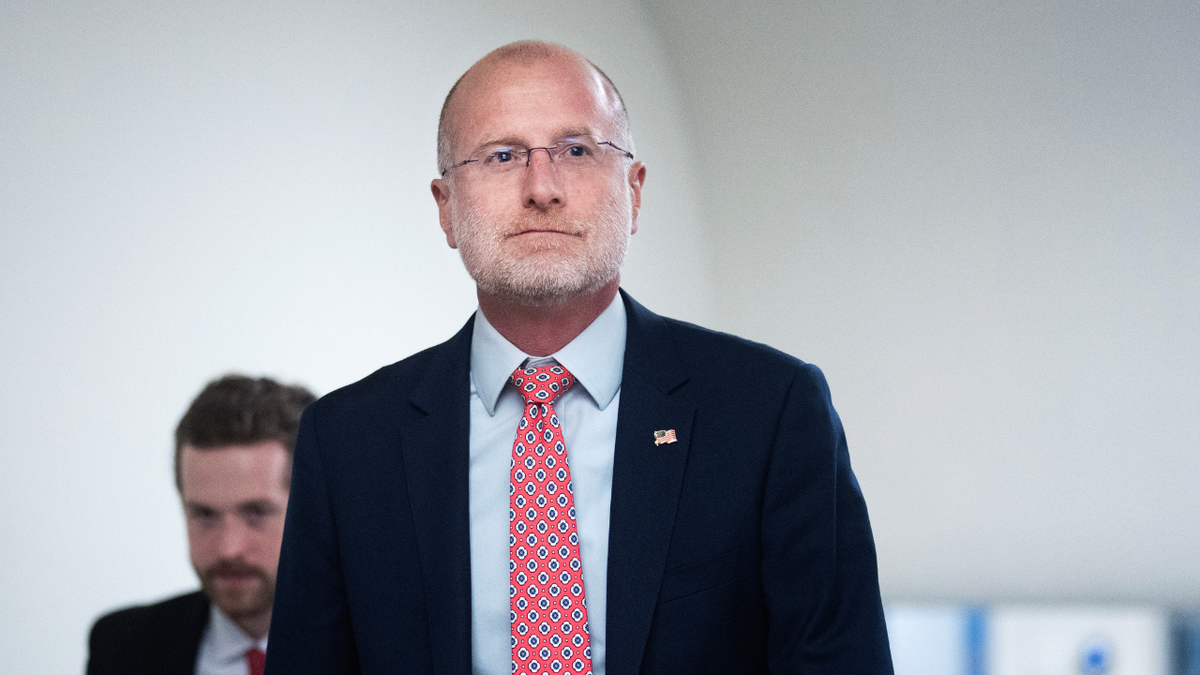 Trump’s FCC aims to crack down on offshore call centers, illegal robocalls, chairman says  at george magazine